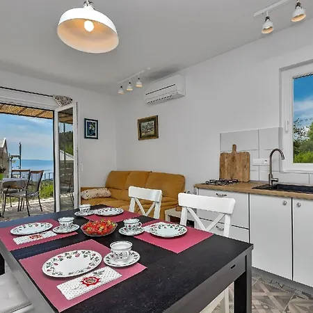 Holiday home Ruhig Gelegenes Ferienhaus Mit Meerblick Fur 4 Personen