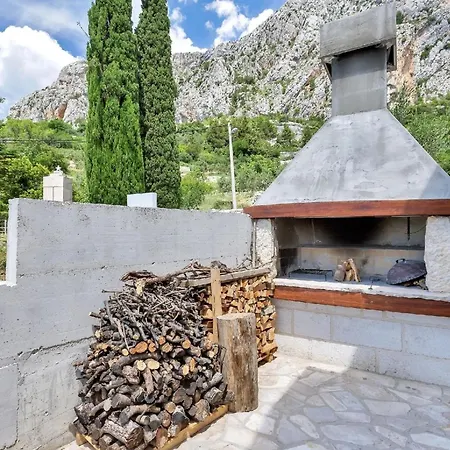 Ruhig Gelegenes Ferienhaus Mit Meerblick Fur 4 Personen Makarska